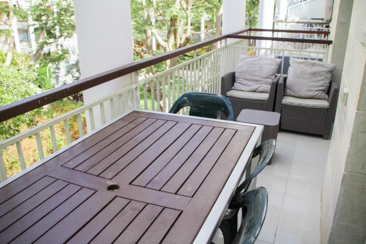 Royal Park Apartment *