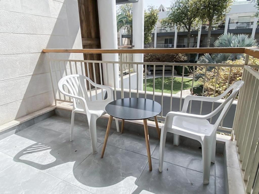 Royal Park Apartment